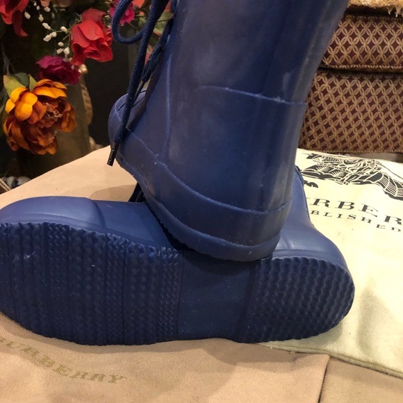Authentic Burberry rain boots 27 USA 10 - Picture 2 of 4
